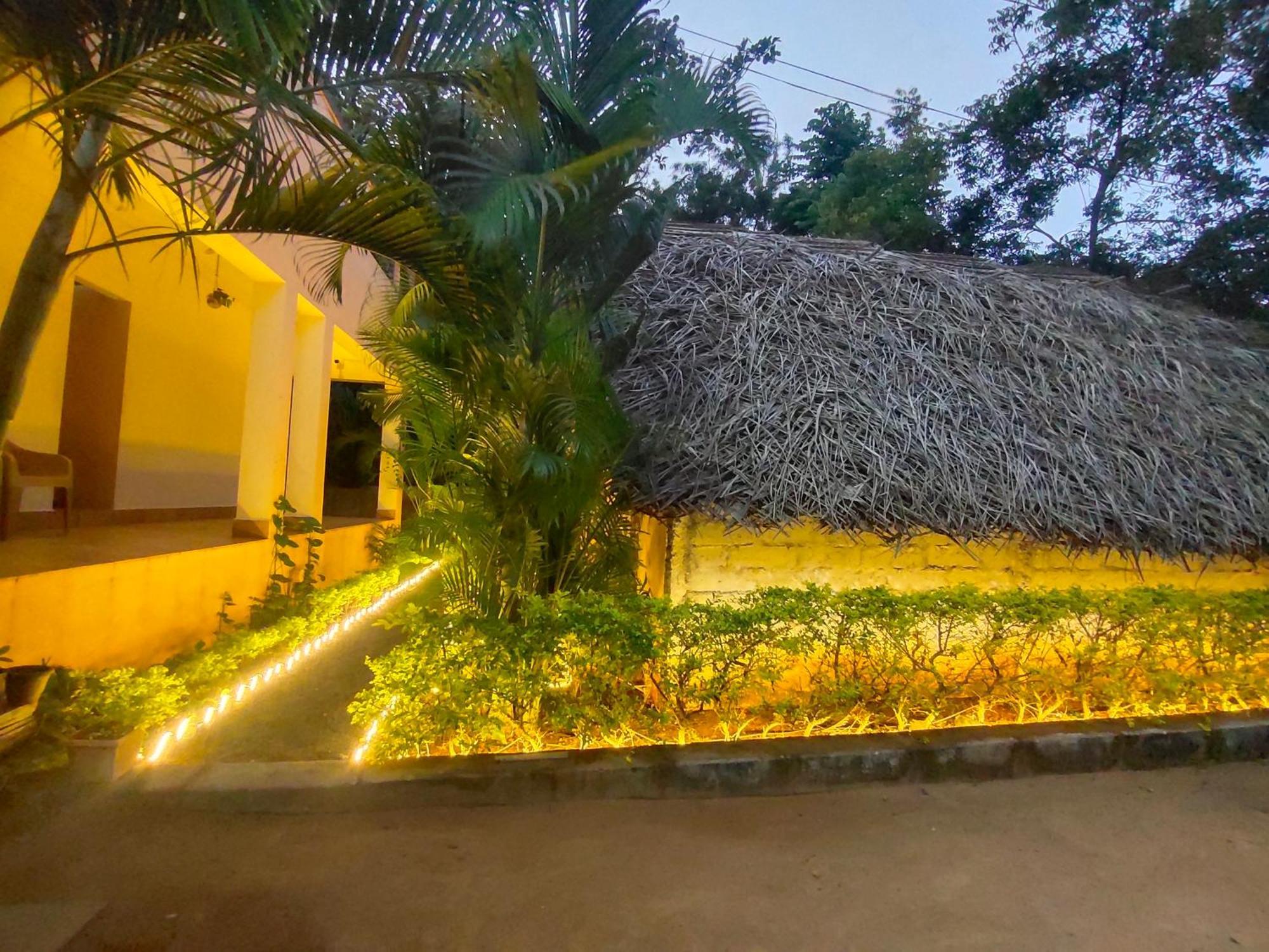 Pv Resort - Auro Beach Auroville Exterior photo